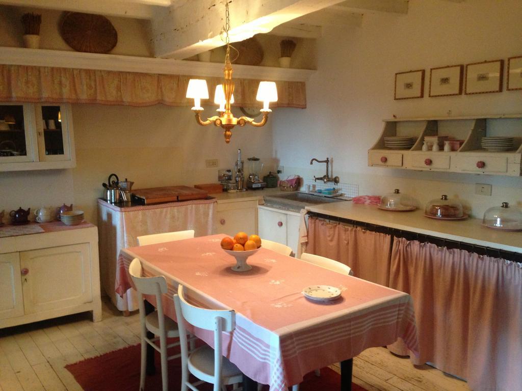 B&B Casa Della Musica Vezzano sul Crostolo Экстерьер фото