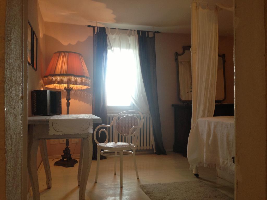 B&B Casa Della Musica Vezzano sul Crostolo Номер фото